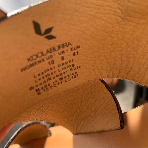 KOOLABURRA by UGG Sandals - Picture 6 of 6